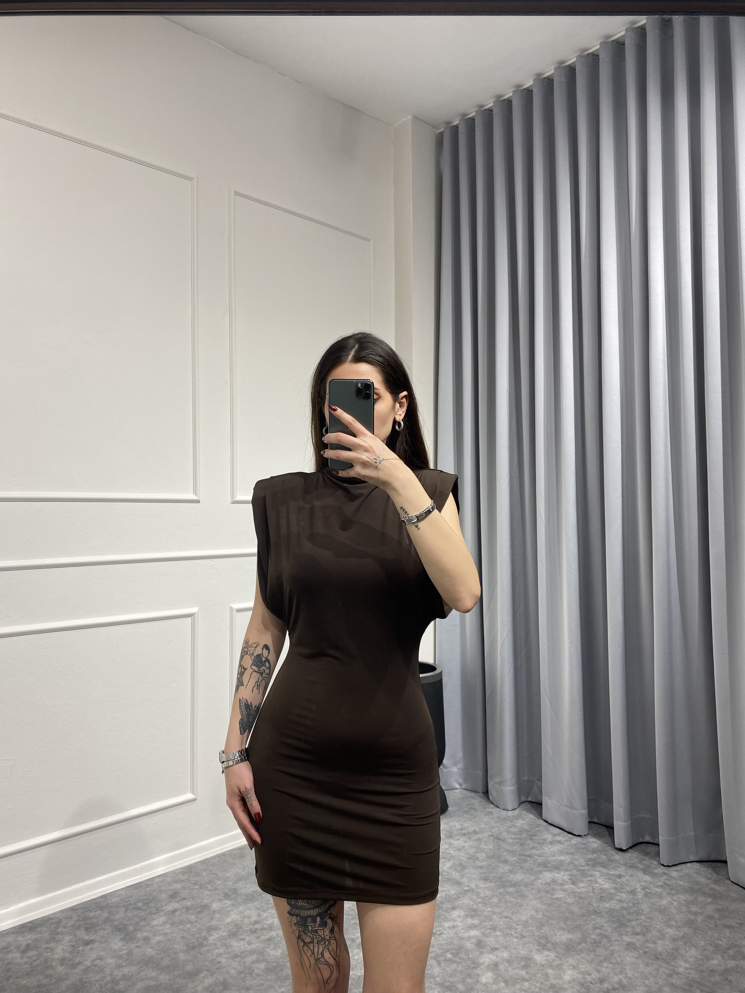Vatkalı Kahverengi Yeni Model Kadın Elbise