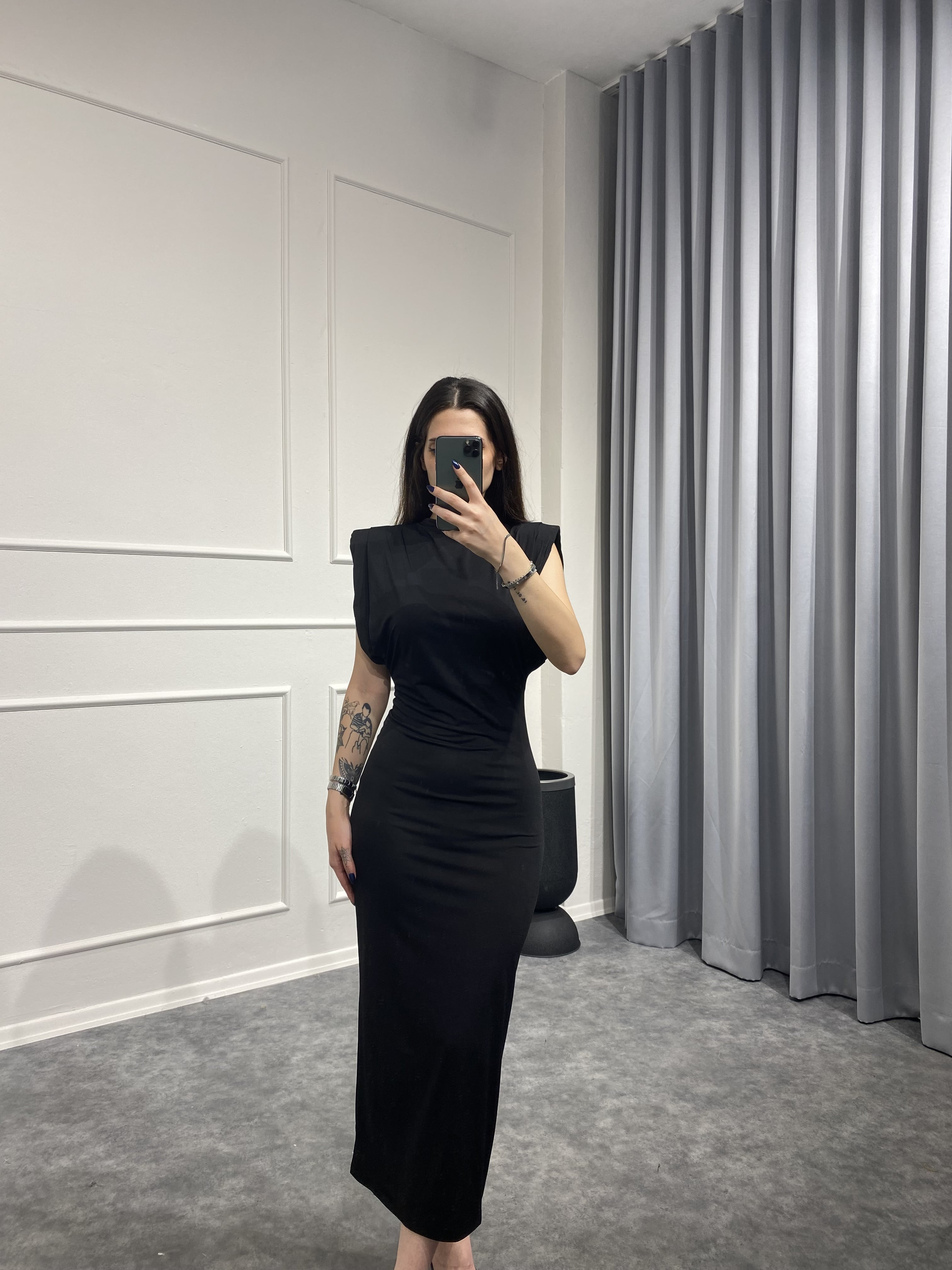 Vatkalı Siyah Yeni Model Kadın Uzun Elbise